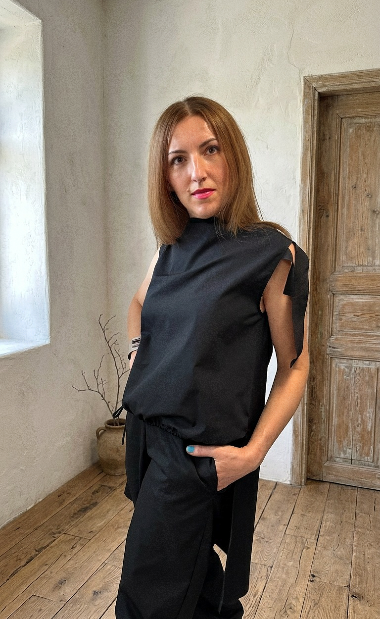 Crna tunika MUSE hrvatski modni dizajn Kuky Design butik Zagreb